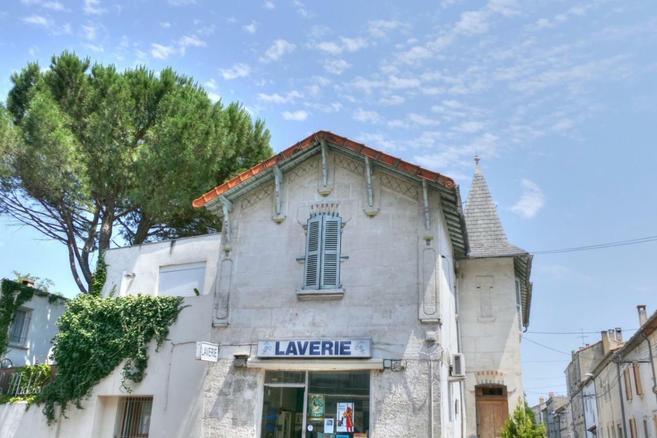 Anne De La Maison Blanche Aviñón Exterior foto